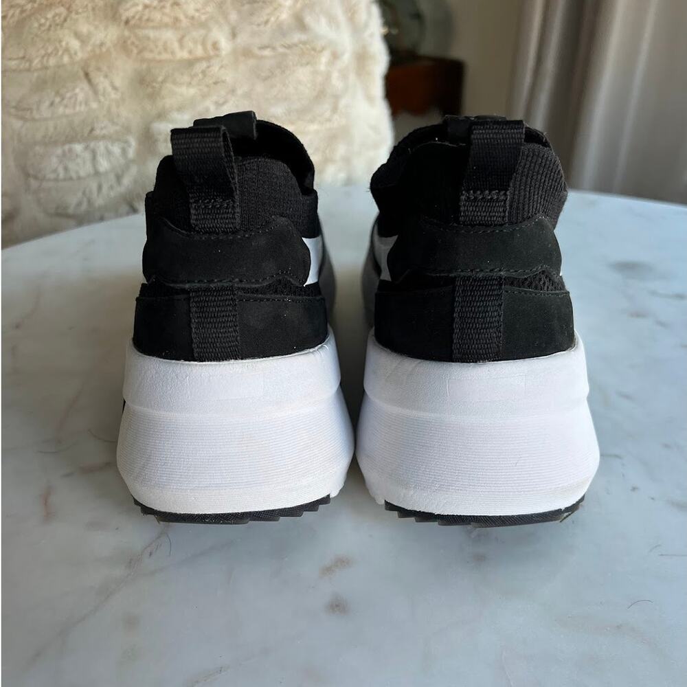 Marc Nason Slip On Everyday Walking Sneakers - Picture 4 of 5